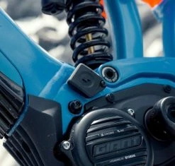 Giant - Cache Pour Prise De Charge (modèles Avec Batterie Downtube Intégrée) -Pièces détachées VAE Soldes giant cache prise charge modeles batterie downtube integree photo vae 3840x2160